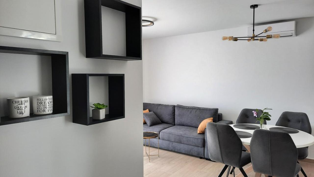 Luxury Apartments Marina View Водице Екстериор снимка