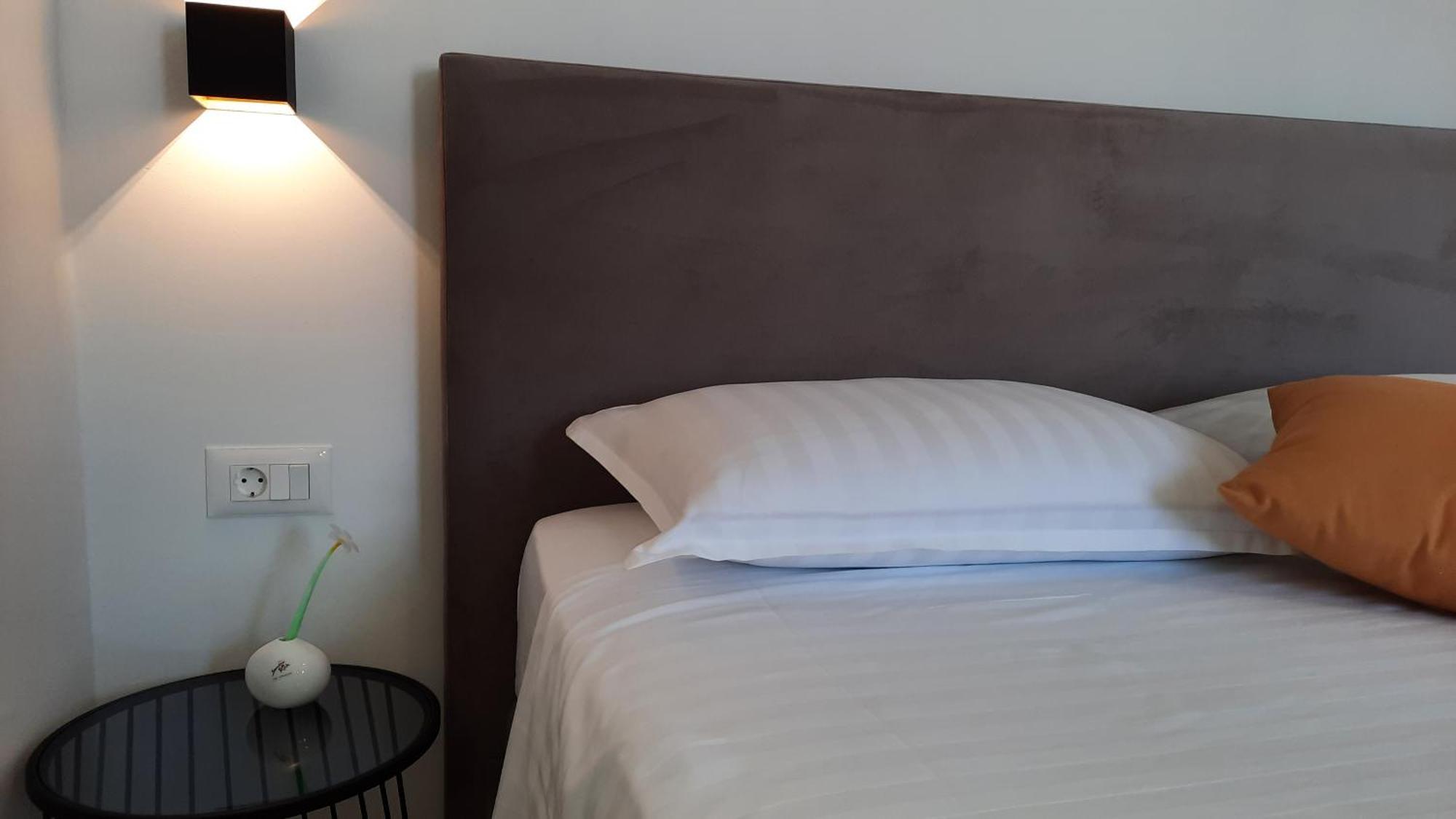 Luxury Apartments Marina View Водице Екстериор снимка