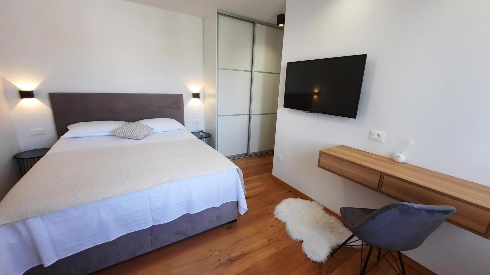 Luxury Apartments Marina View Водице Екстериор снимка