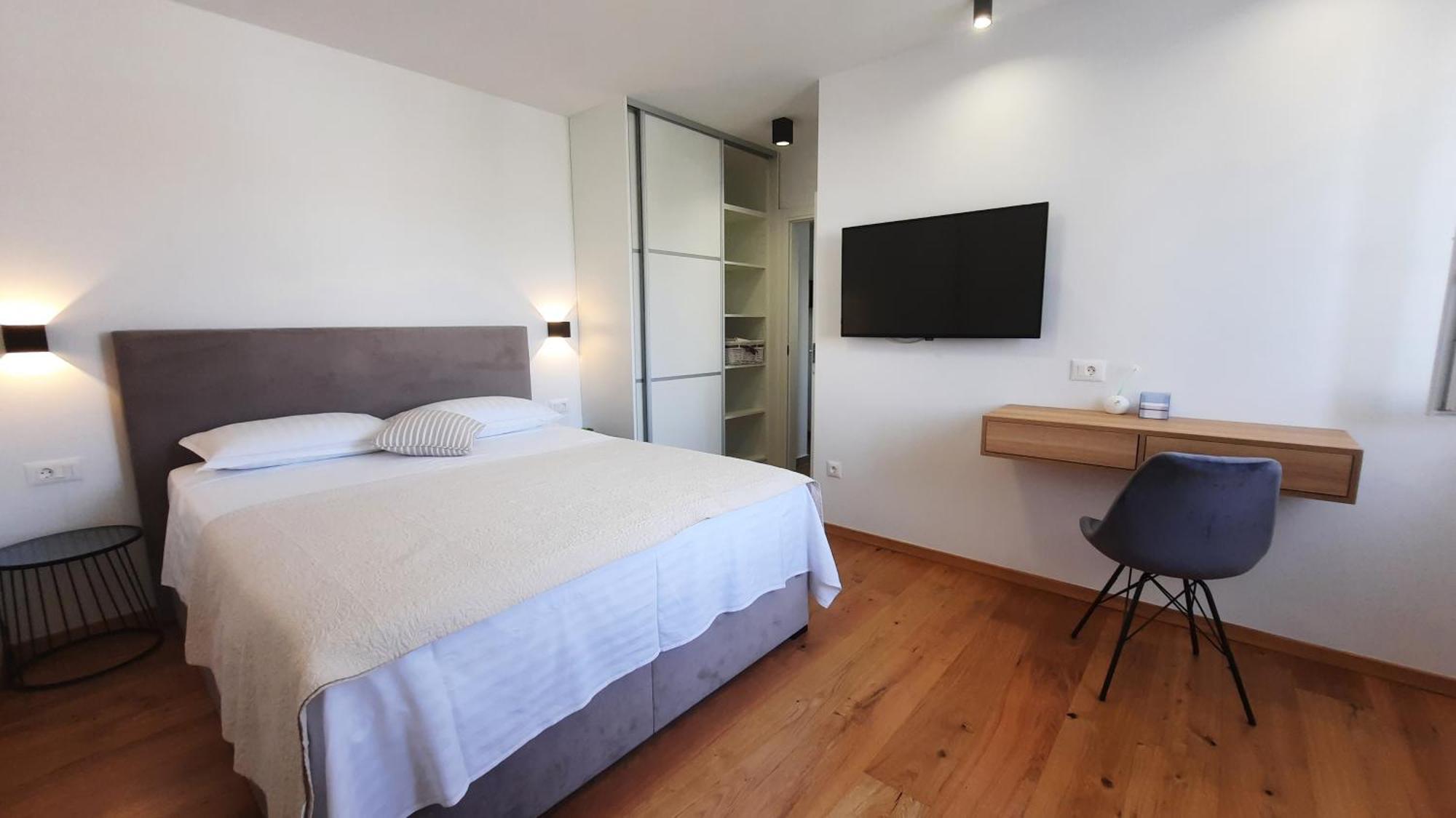 Luxury Apartments Marina View Водице Екстериор снимка