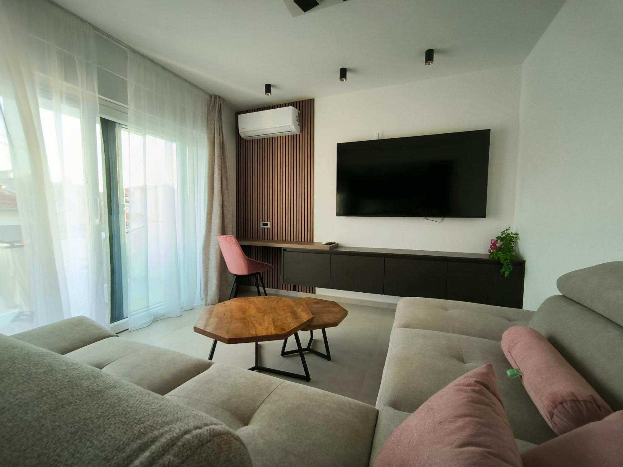 Luxury Apartments Marina View Водице Екстериор снимка