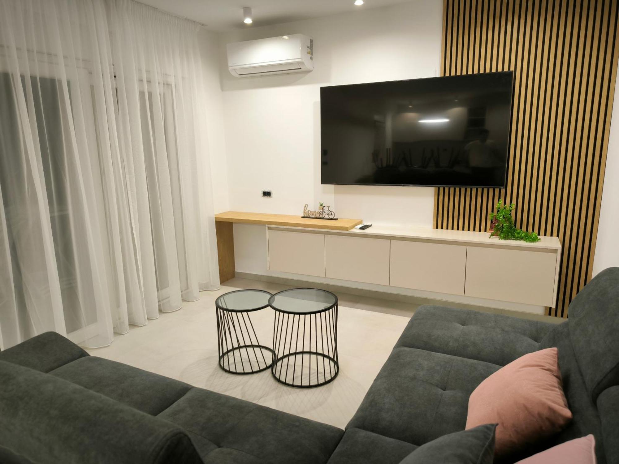 Luxury Apartments Marina View Водице Екстериор снимка