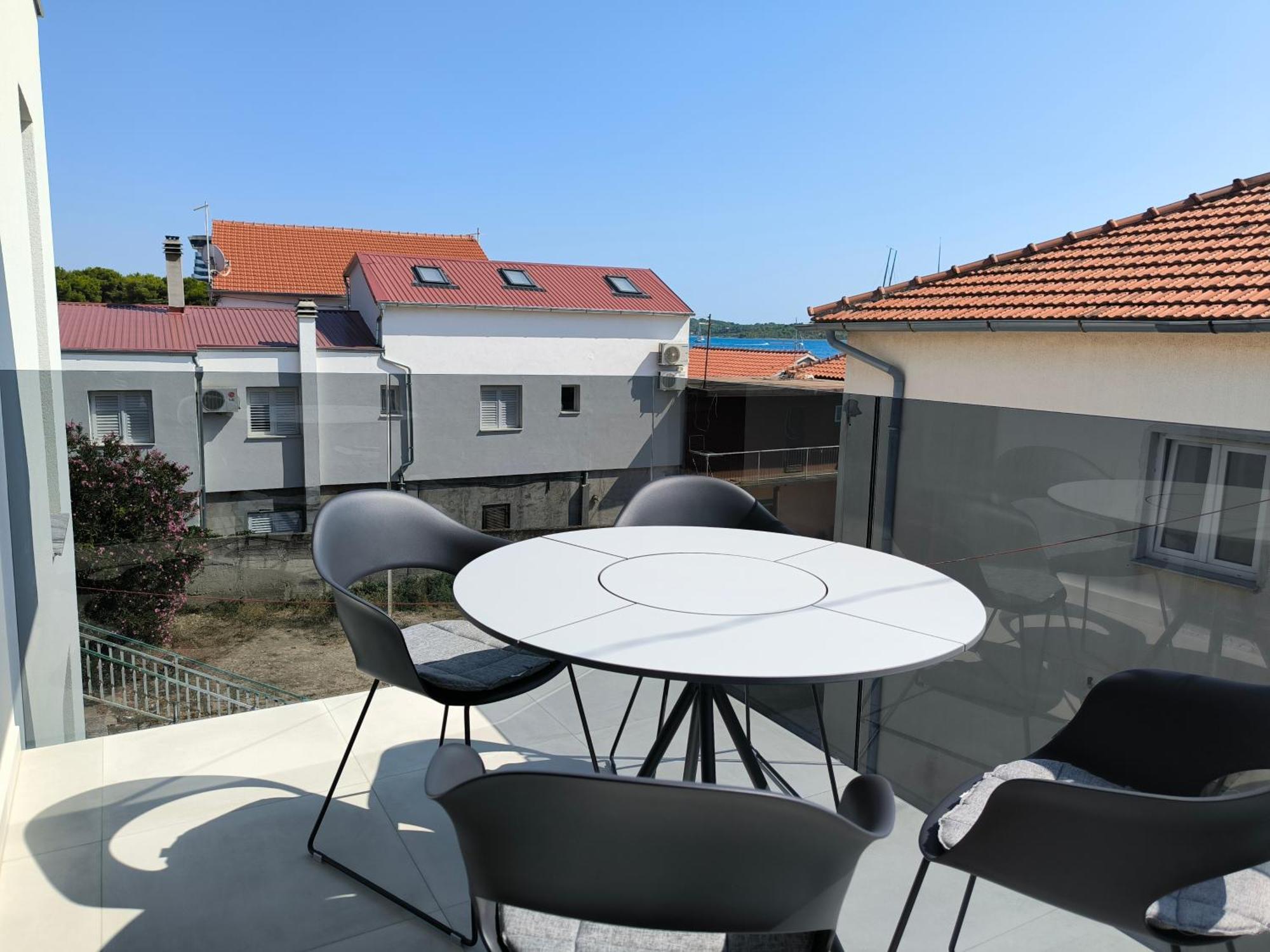 Luxury Apartments Marina View Водице Екстериор снимка